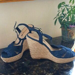 American Eagle Denim Sandals